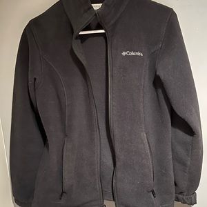 Womens M Columbia zip-up